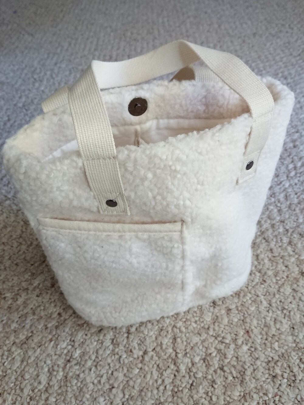 Pottery Barn Sherpa Double Wine Bag in Cream